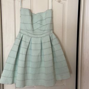 Very cute strapless dress size S